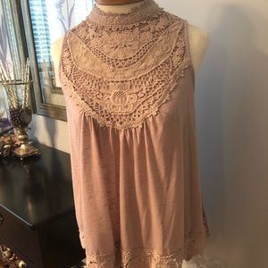 Xhilaration tunic with crochet bust